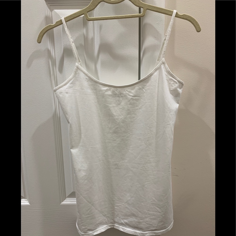 4 Old Navy Tanks